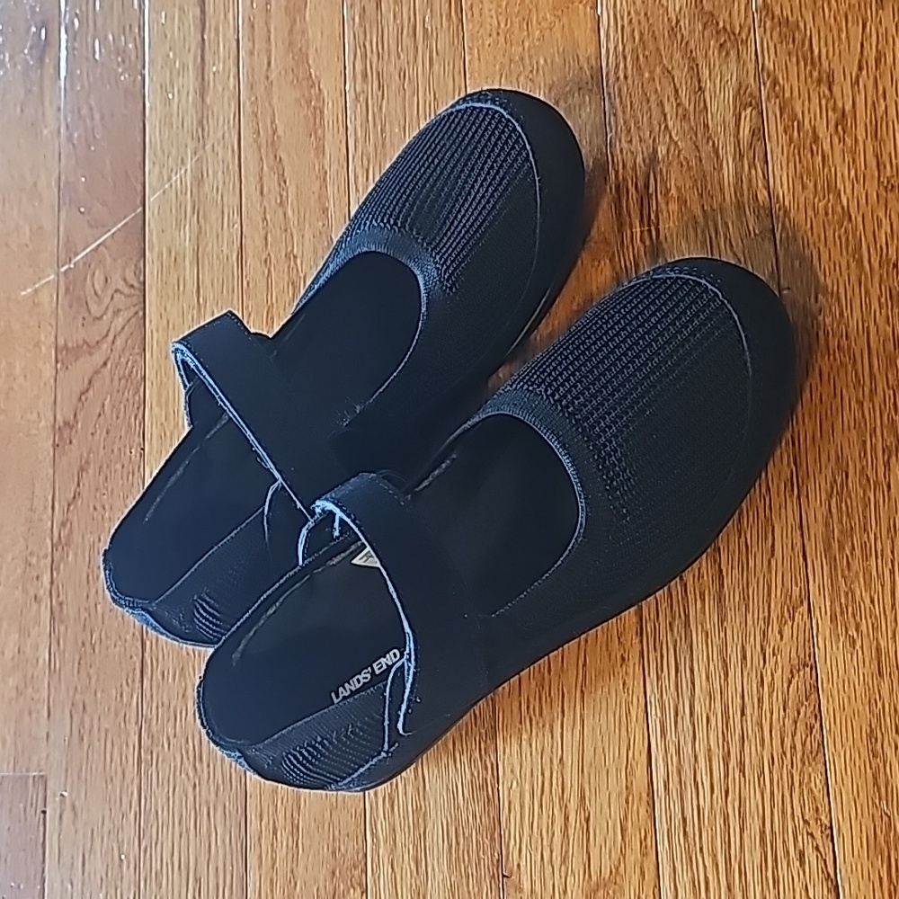 Girls black mary janes